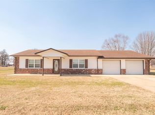39553 Bernard Rd, Malden, MO 63863