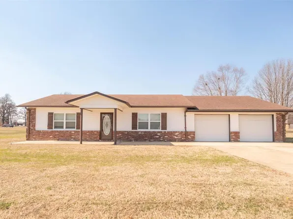 39553 Bernard Rd, Malden, MO 63863