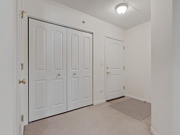 5th image of 615 Perrie Dr APT 402-3