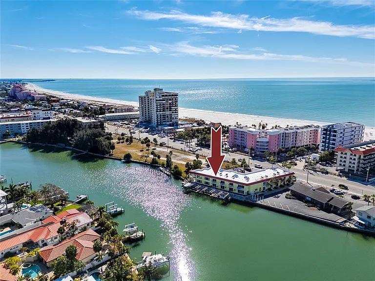 4103 Gulf Blvd #209 — Photo 32