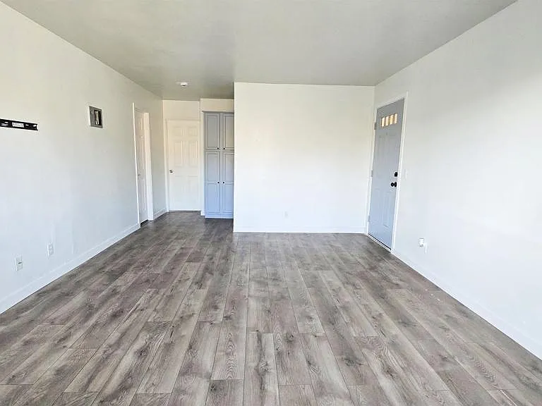 4402 Delta St #23 — Photo 5
