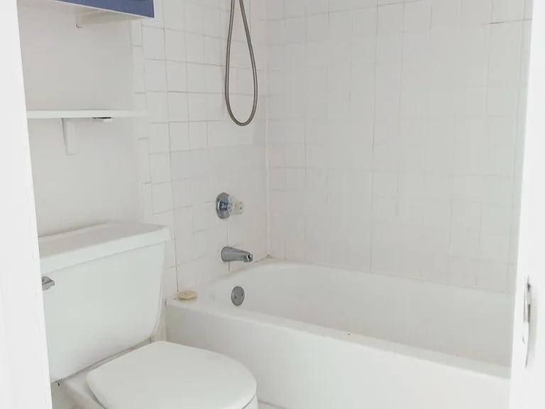 3201 Rosedale Ave #6 — Photo 10