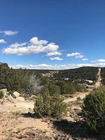 1st image of 9 Bedrock Ln
