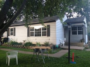 710 W Henry Trl, McHenry, IL 60051