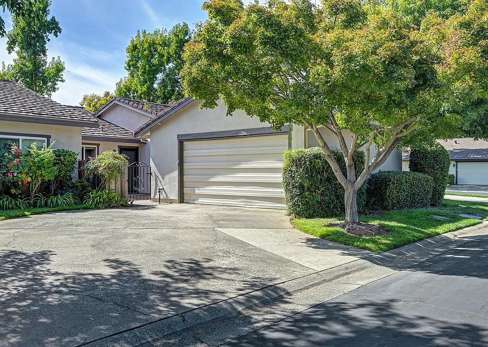 1st image of 11022 Autumnwind Ln