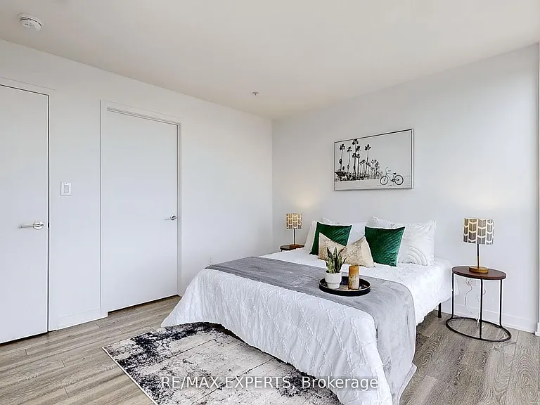 128 King St N #1202 — Photo 10