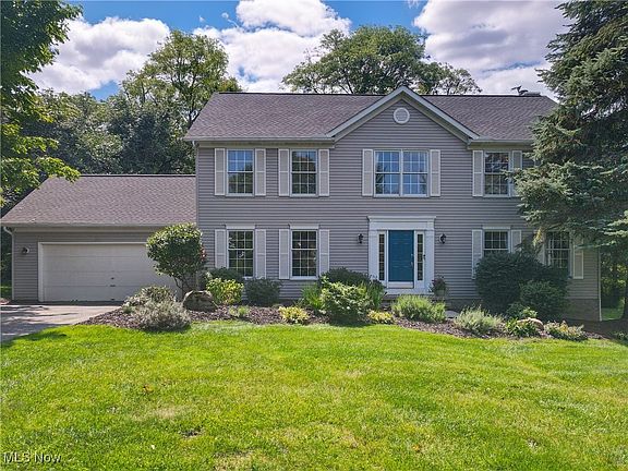 2nd image of 15 Kimberwick Ct