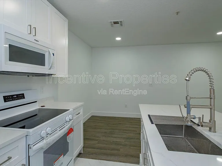 4352 S Kirkman Rd #1213 — Photo 11
