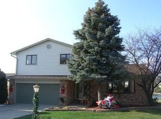 1757 Broadacre Rd, Crown Point, IN 46307