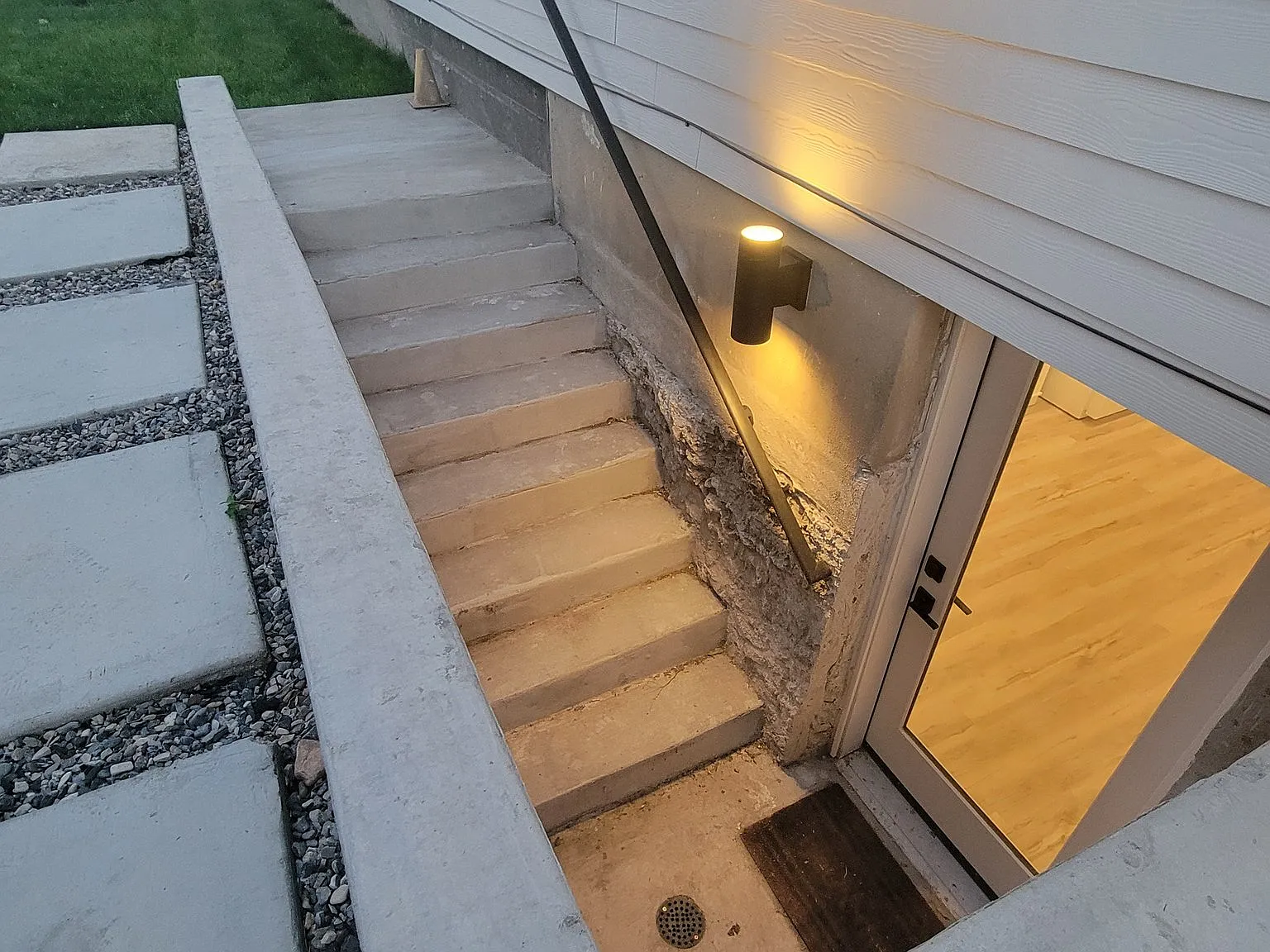 Move in Ready Modern Unit Mother In Law Basement on E Elm St|Salt Lake City|Available Now|$1500/mo — Photo 3
