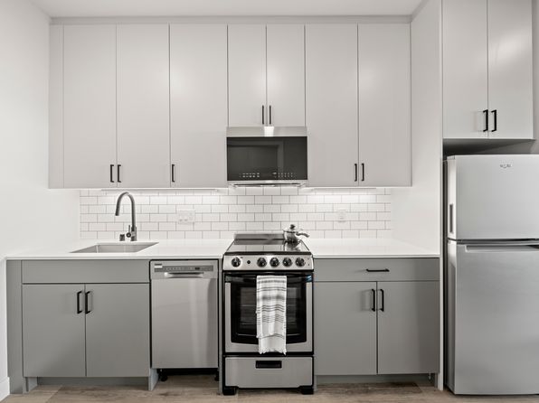 1457 N Main St #701BA9983