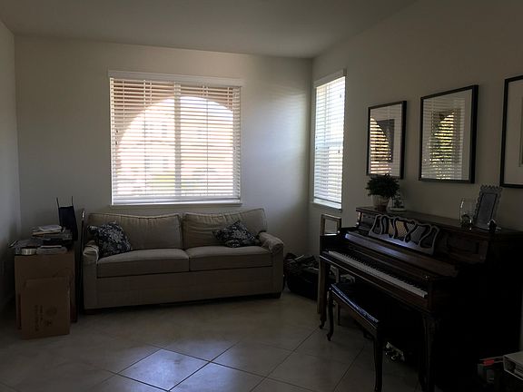 4th image of 624 Calle Siena