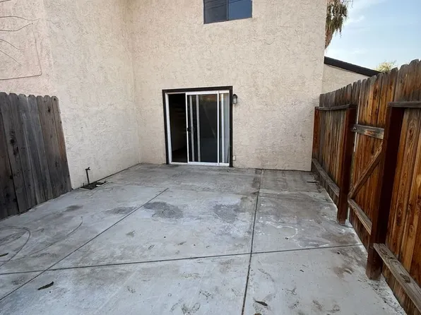 2428 Eric Way, Bakersfield, CA 93306