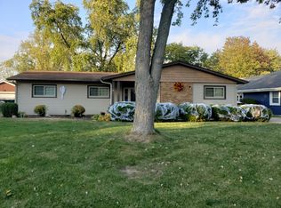 1418 77th St, Darien, IL 60561