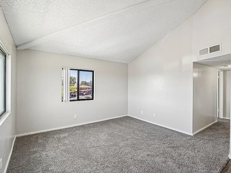 Ventura Villas — Photo 34