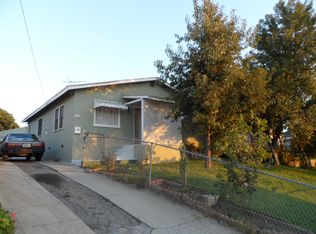 1176 Stringer Ave, Los Angeles, CA 90063