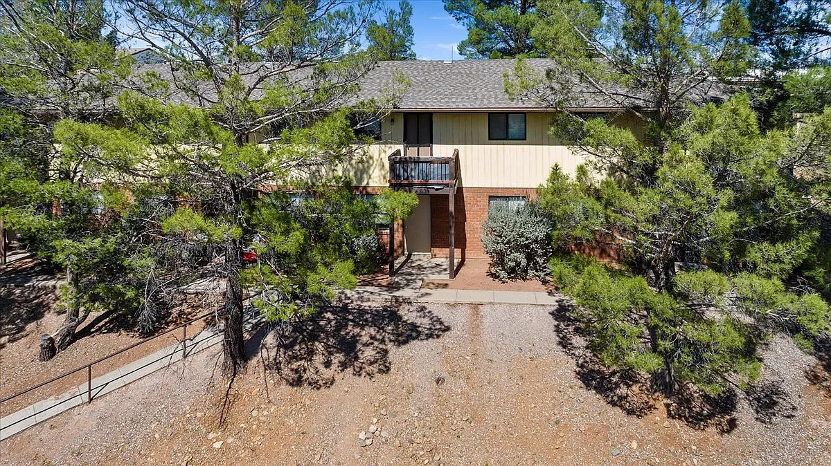 2 bed, 900 sqft, $1,350 — Photo 4