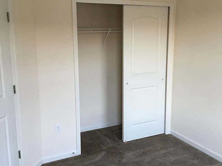 Closet in 3rd bedroom