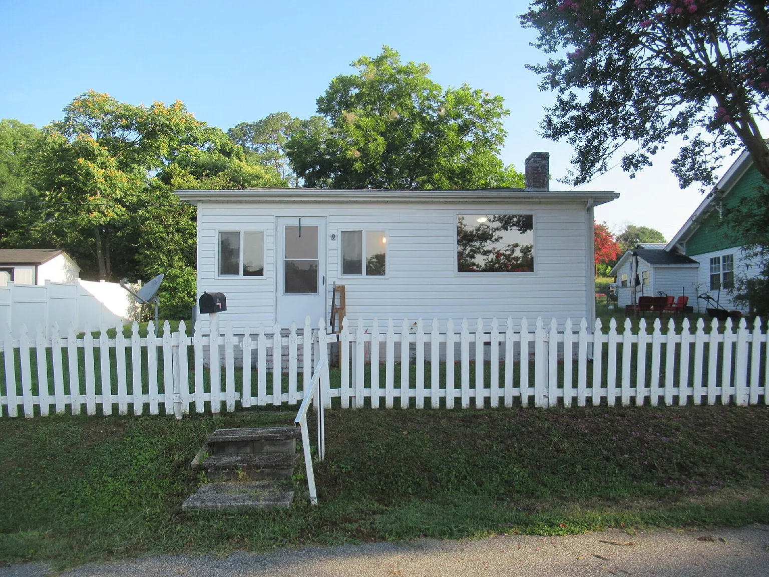 2 bed, 1.0 bath, 816 sqft, $1,200 — Photo 3