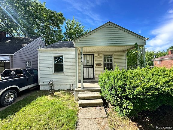 2nd image of 15252 Rossini Dr