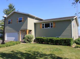 625 E Main St, Amboy, IL 61310