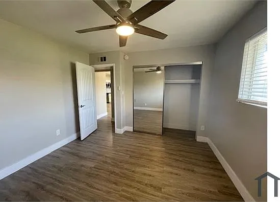 2012 W Orangewood Ave #2 — Photo 11