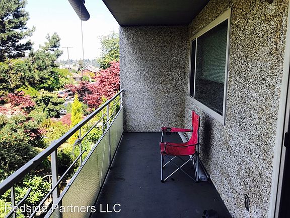 3rd image of 2210 Minor Ave E APT 03