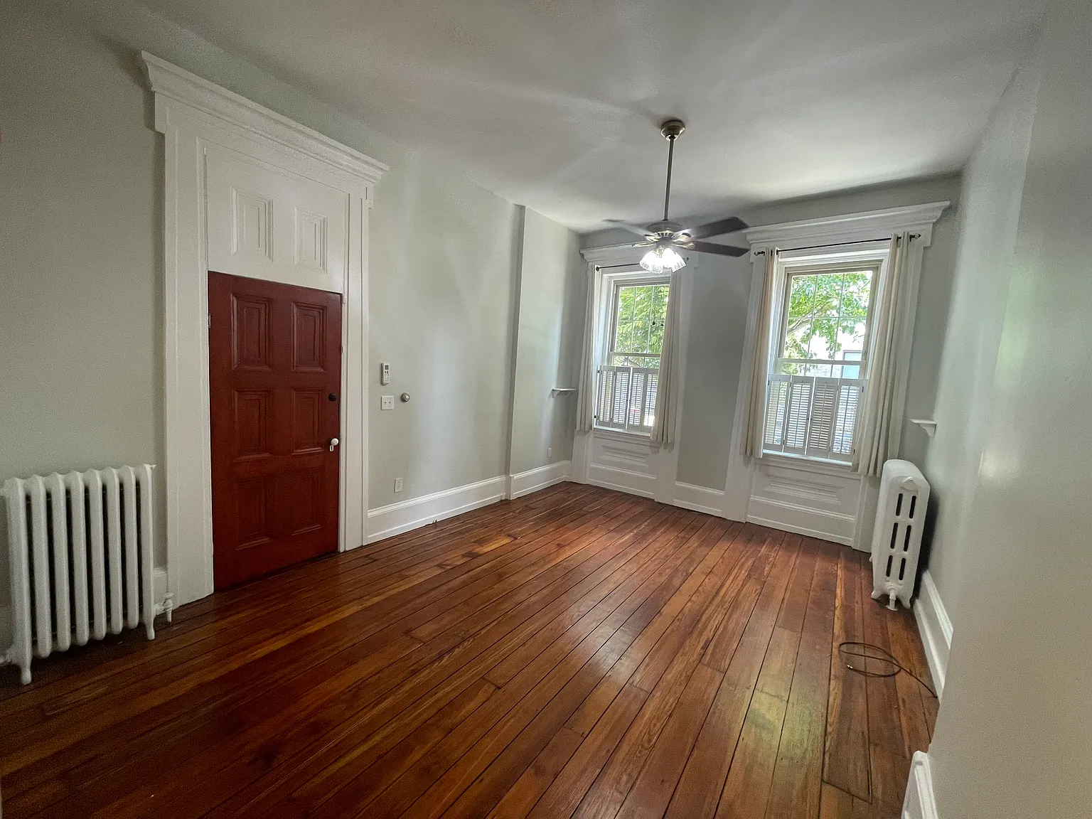 1 bed, 450 sqft, $1,350 — Photo 4