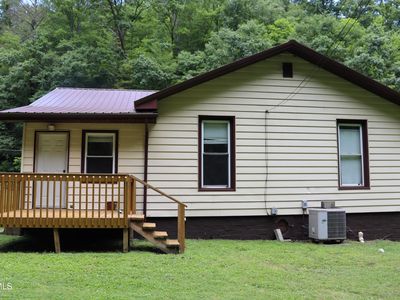 1614 Derby Rd, Big Stone Gap, VA, 24216