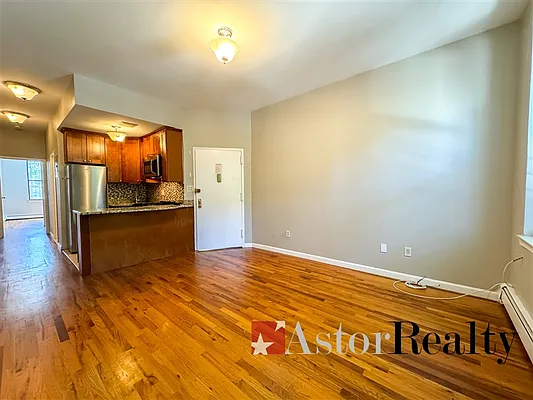 Rented by Astor Realty | media 14