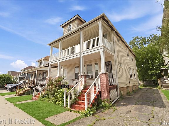 3rd image of 8632 Smart St