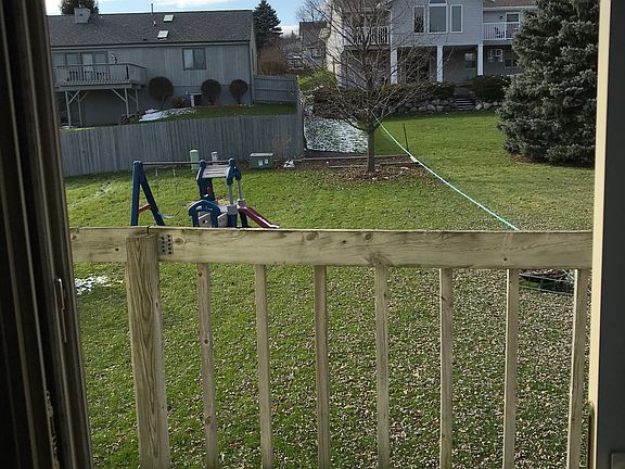 5th image of 224 Joellen Dr