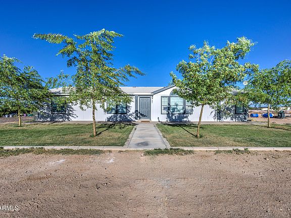 2nd image of 851 W QUAIL Circle