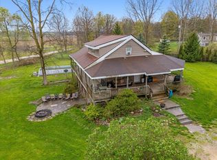 6475 Center Rd, Fenton, MI 48430