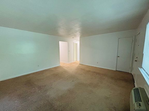 5th image of 109 Northview Dr APT 8