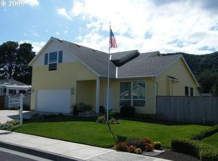 3415 5th St, Columbia City, OR