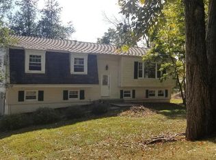 75 Saint Josephs Dr, Stirling, NJ 07980