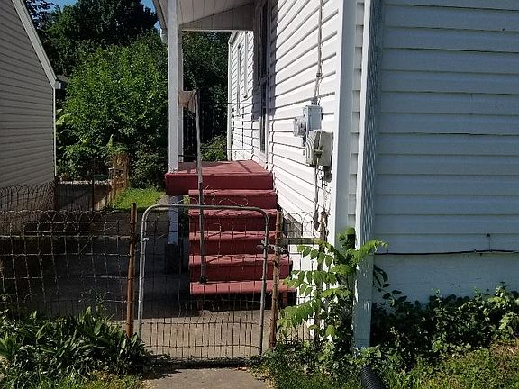 2nd image of 10414 Niblic Dr
