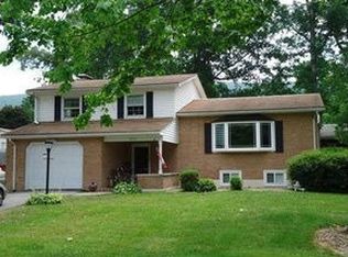 1625 Notre Dame Rd, Altoona, PA 16602