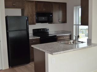 Cedar Pointe, Newington, CT 06111
