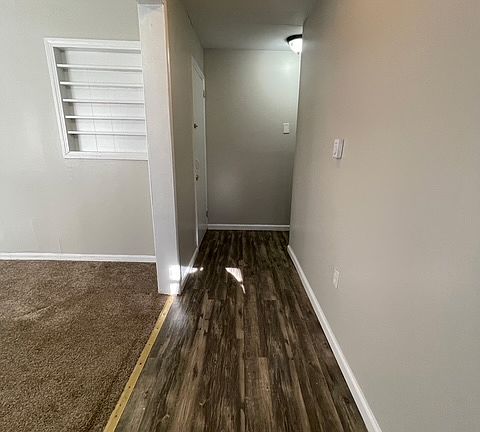 5th image of 162 Main St APT E