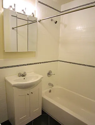 Rented by Peter Ashe | media 17