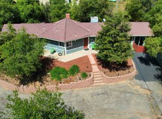 42369 Buckeye Rd, Oakhurst, CA 93644