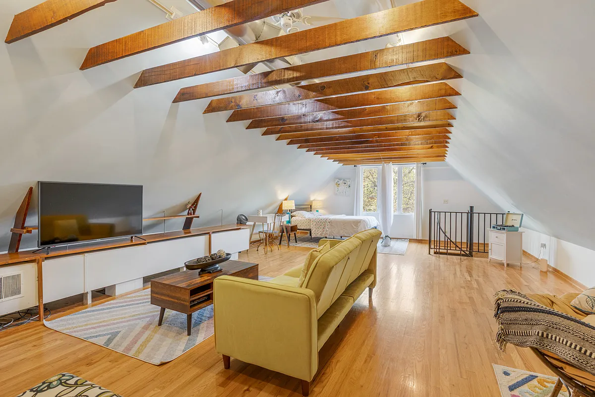 1 bed, 1000 sqft, $2,600 — Photo 2