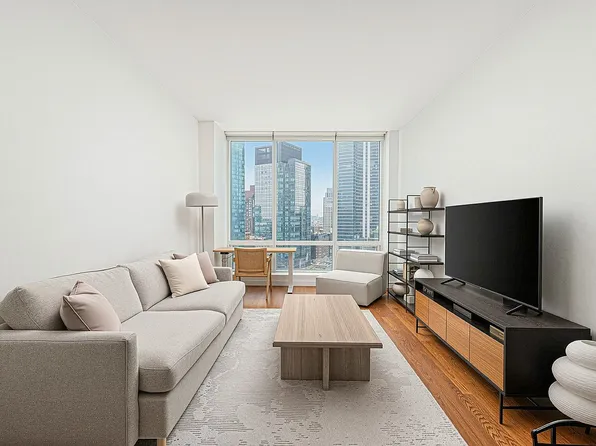 27-17 42nd Rd #19C, Long Island City, NY 11101