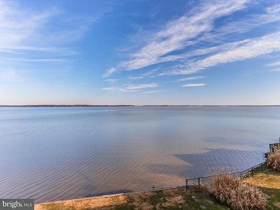 5th image of 14981 Boaters Cove Pl