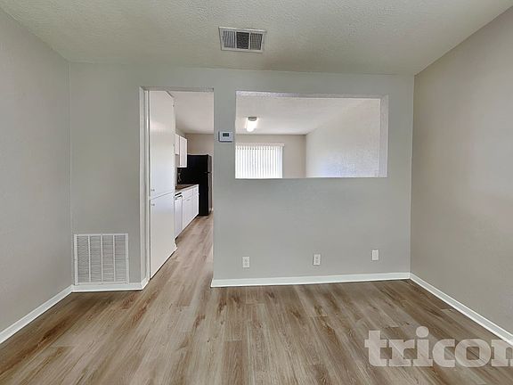 2nd image of 9506 Sugarloaf Dr