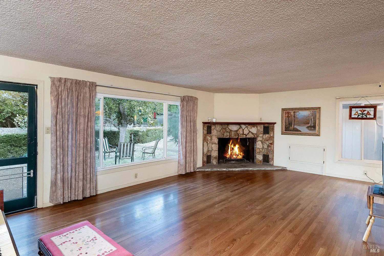 1051 Fabiola Drive - Photo 5