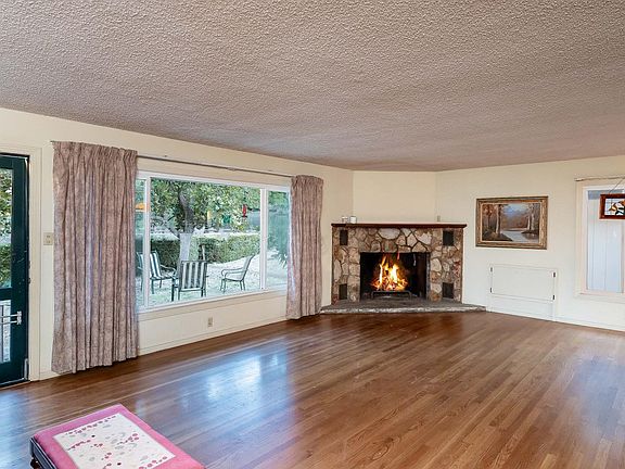 5th image of 1051 Fabiola Drive