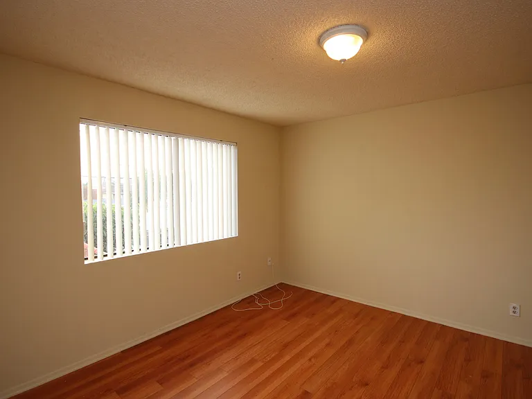618 W California Ave #4 — Photo 9